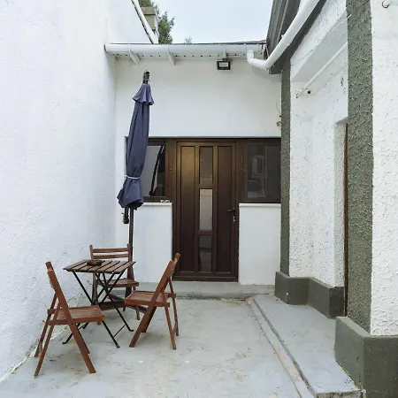 Urban Stillness - 3bd Hideaway