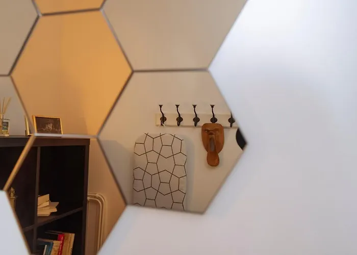 Вилла Urban Stillness - 3bd Hideaway Бухарест
