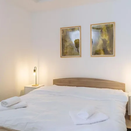 Βίλα Urban Stillness - 3bd Hideaway *