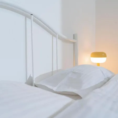 Villa Urban Stillness - 3bd Hideaway Bukarest