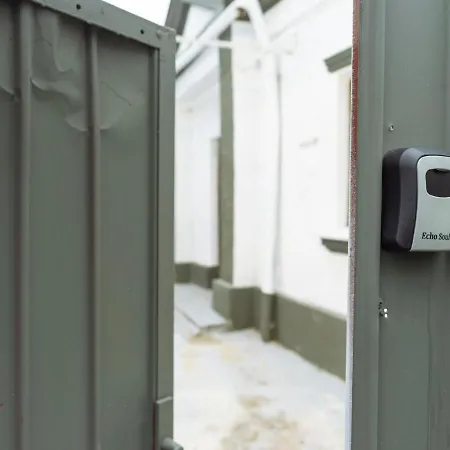 Urban Stillness - 3bd Hideaway Villa