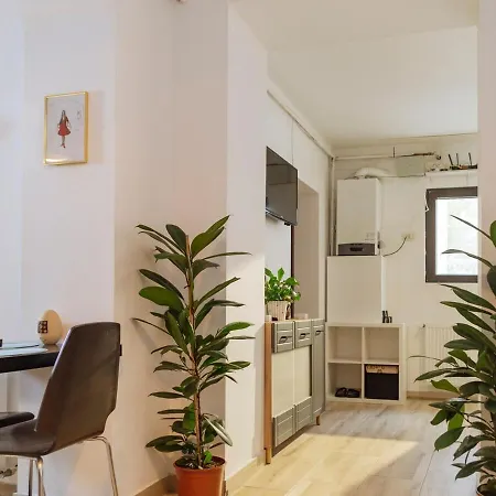 Вилла Urban Stillness - 3bd Hideaway Бухарест