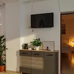 וילה Urban Stillness - 3bd Hideaway *