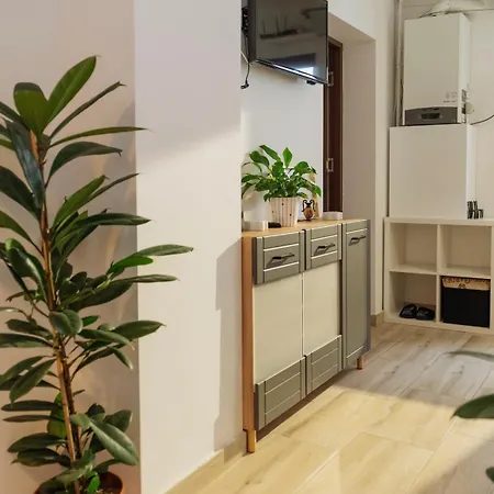 Urban Stillness - 3bd Hideaway *